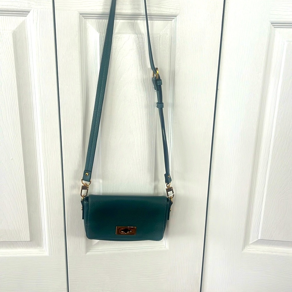 Love and Lore crossbody bag, dark green in excellent condition